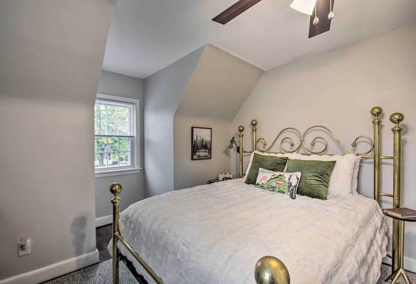 Renovated Lynchburg House ~ 2 Mi To Downtown!
