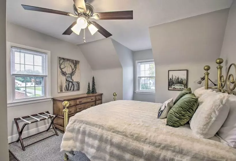 Renovated Lynchburg House ~ 2 Mi To Downtown!