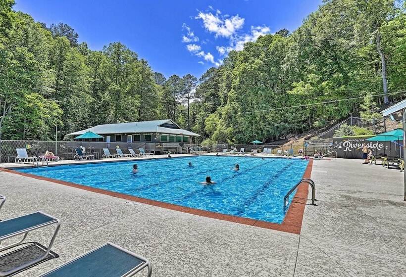Riverfront Ellijay Cabin W/ Deck + Pool Access!