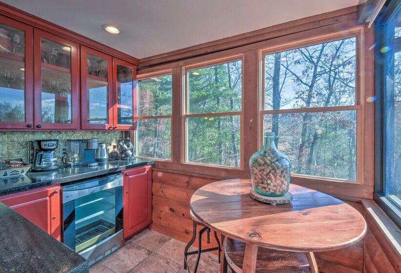 Rustic Cabin W/ Hot Tub: 2 Mi To Unicoi State Park