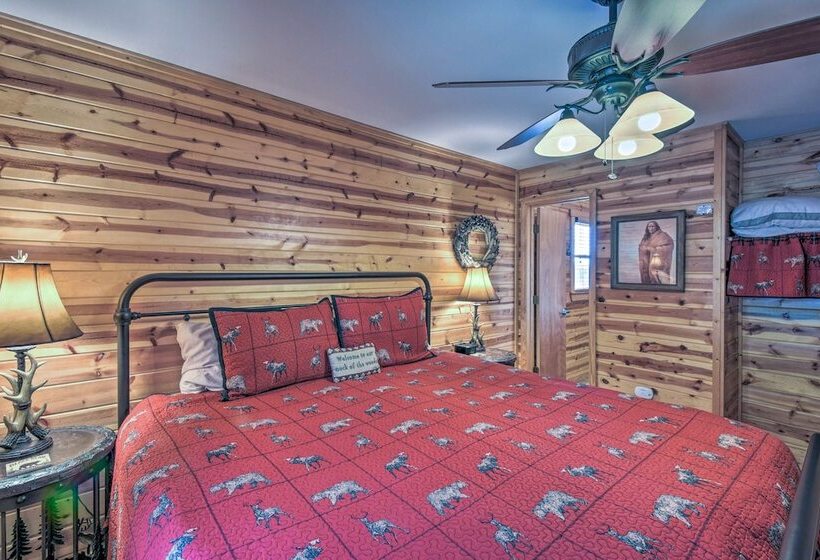 Rustic Cabin W/ Hot Tub: 2 Mi To Unicoi State Park