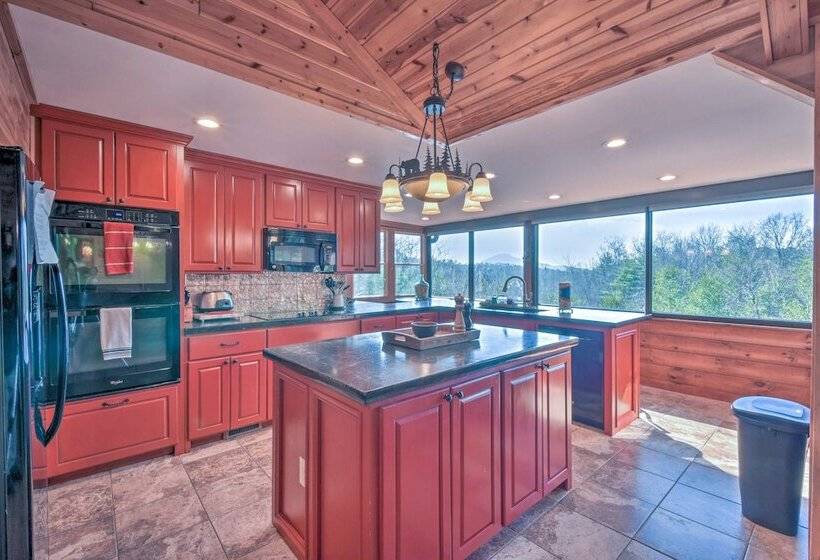 Rustic Cabin W/ Hot Tub: 2 Mi To Unicoi State Park