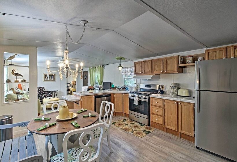 Rustic Midway Retreat W/ Deck & Creek Access!