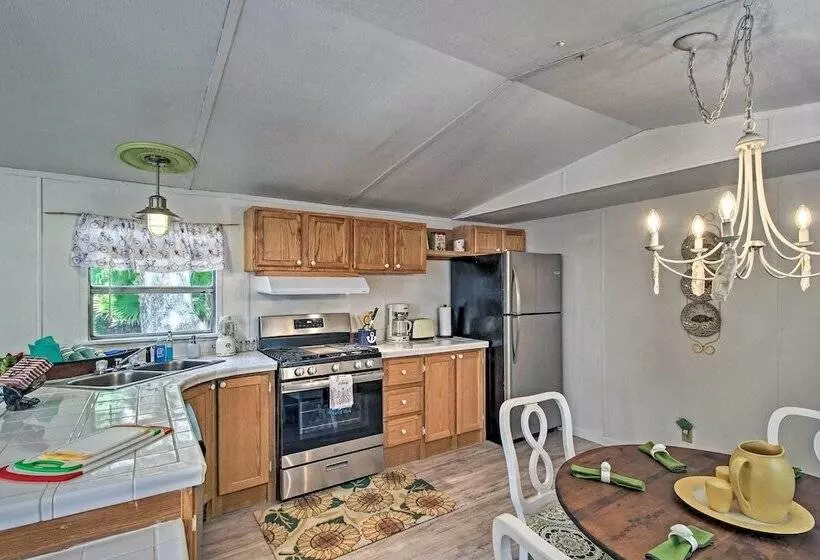 Rustic Midway Retreat W/ Deck & Creek Access!