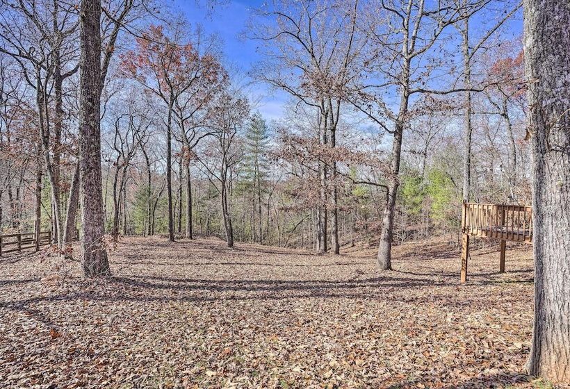 Serenity Cabin W/ Furnished Deck