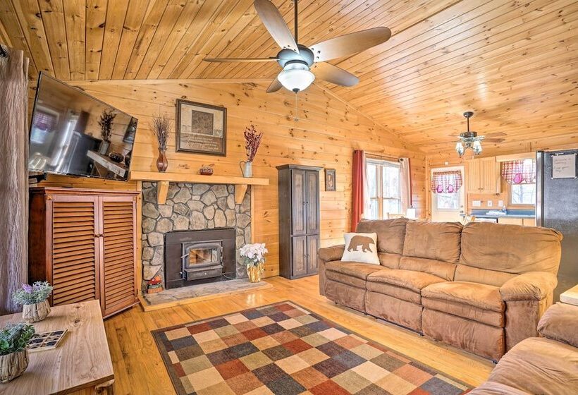 Serenity Cabin W/ Furnished Deck