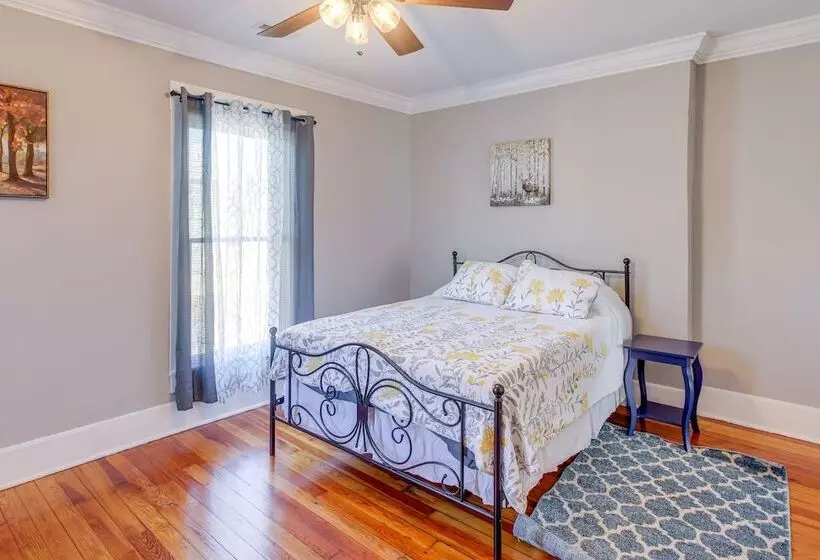 Spacious Athens Home ~ 1 Mi To Downtown!