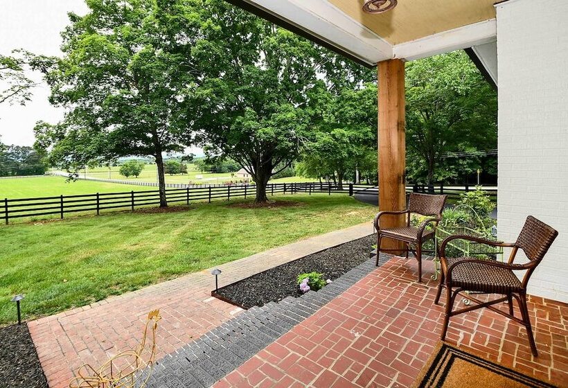 Spacious Home + Acreage, 16 Mi To Chattanooga