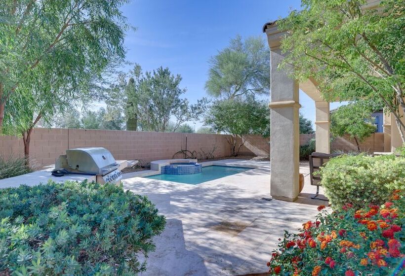 Spacious North Phoenix Oasis W/ Pool & Patio!