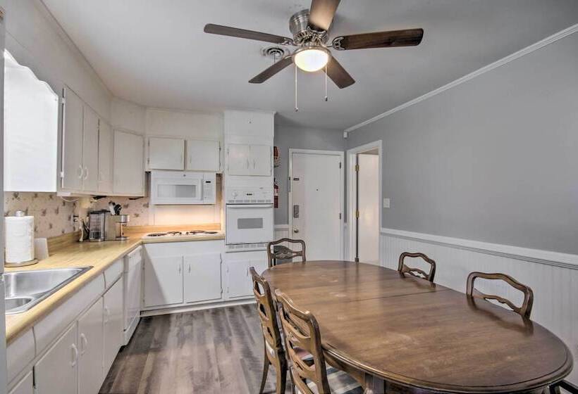 Spacious Retreat ~ 1 Mile To Augusta National!