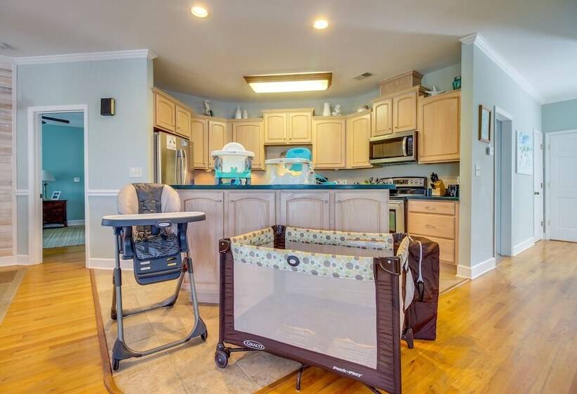 Spacious Tybee Island Retreat W/ Private Pool