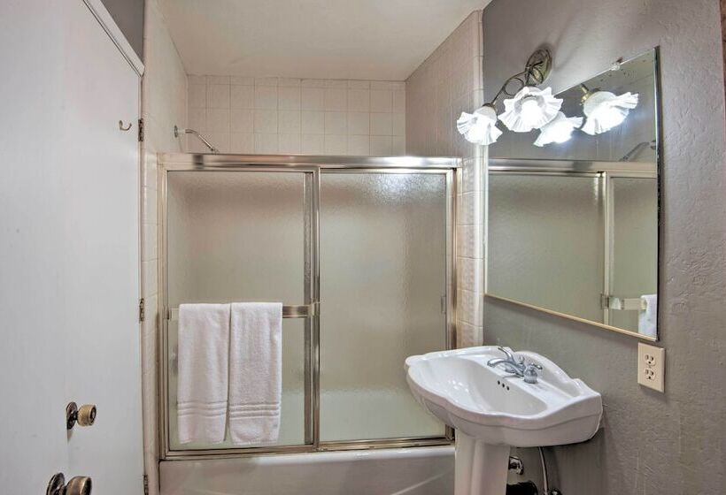 Stateline Ski House: Walk To Boulder Lift!