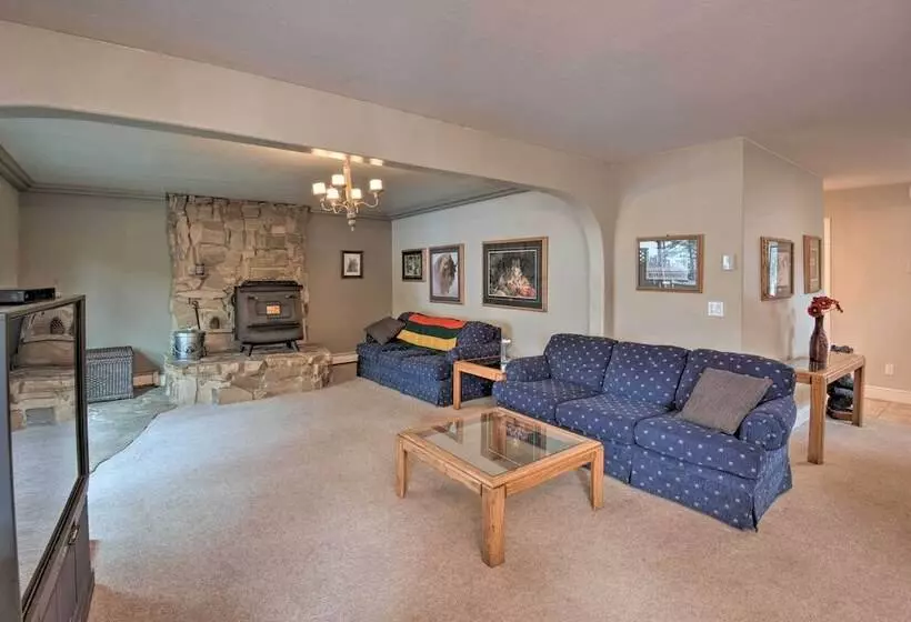 Stateline Ski House: Walk To Boulder Lift!