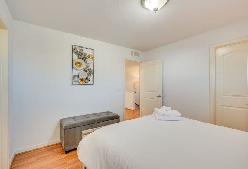 Stunning Commerce City Home W/ Spacious Backyard