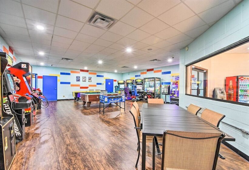 The River Rest Ellijay Cabin W/ Hot Tub!