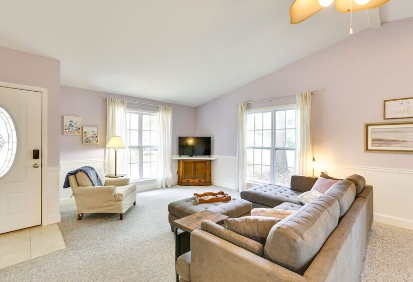 Tranquil Thomasville Retreat W/ Deck + Dining Area