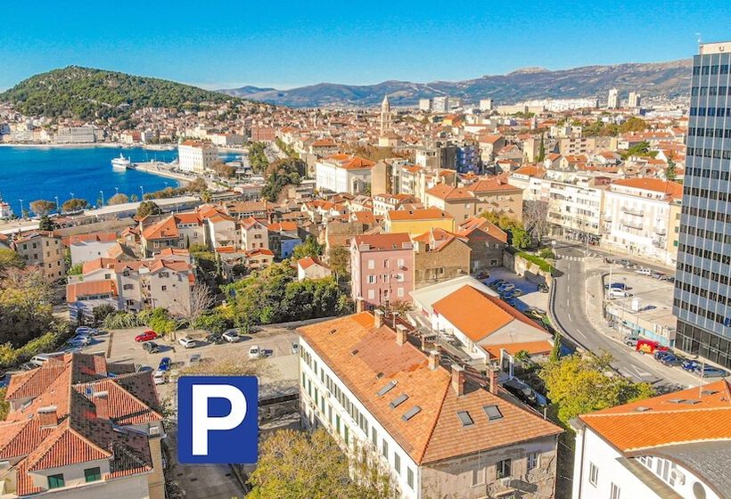 酒店 A Heritage Split