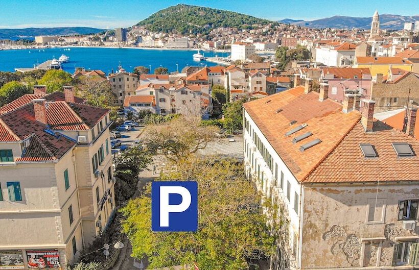 酒店 A Heritage Split