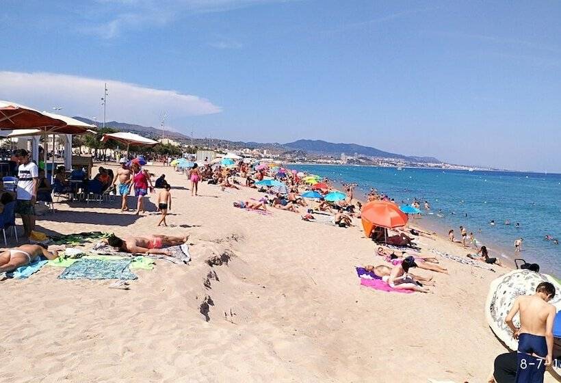 호스텔 Hostal Estudios