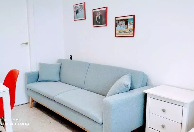 Retkeilymaja Hostal Estudios