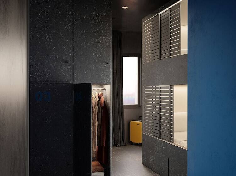 Amistat City Hostel Barcelona