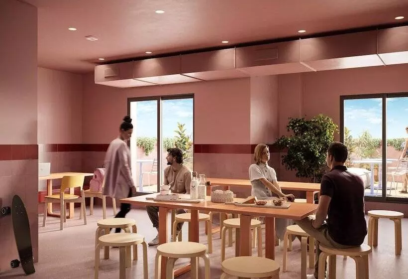 Amistat City Hostel Barcelona