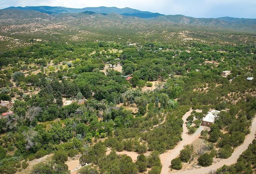 住宿加早餐 Tesuque Outpost 3 Suites Mountain Views