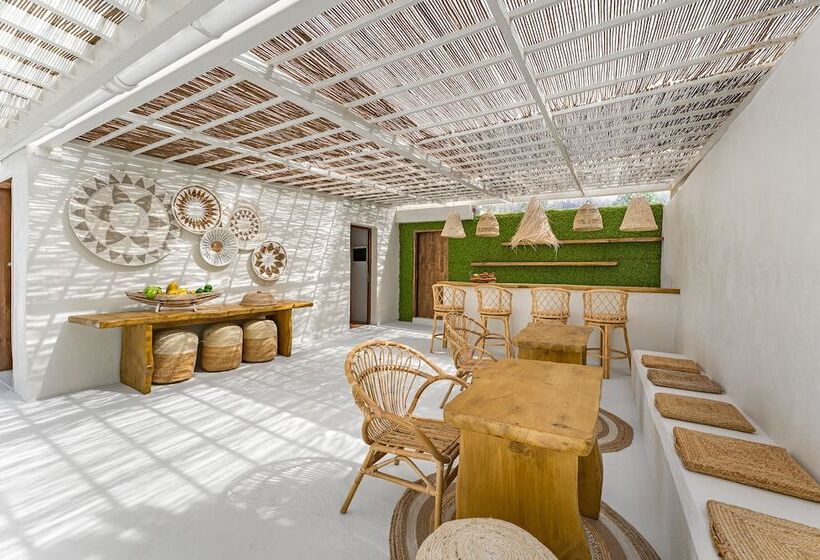 Boutique Eco Hotel Costa Mágica