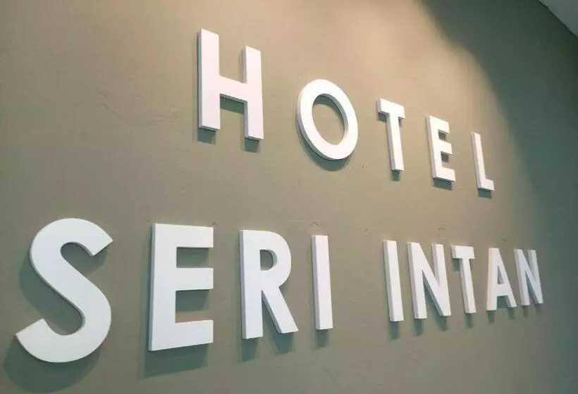 ホテル Seri Intan Tampin