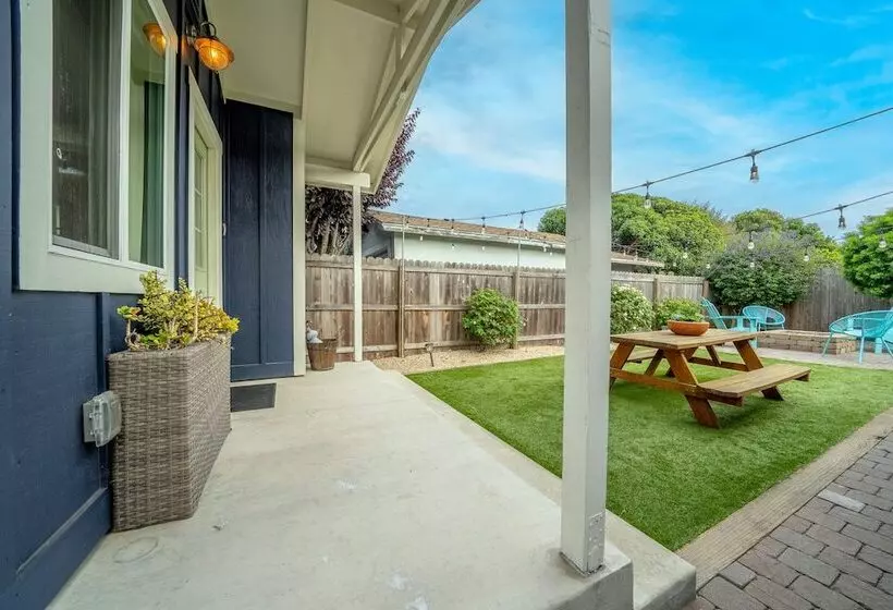 Charming 2 Bdr Seaside Cottage 5 Min To Beach!