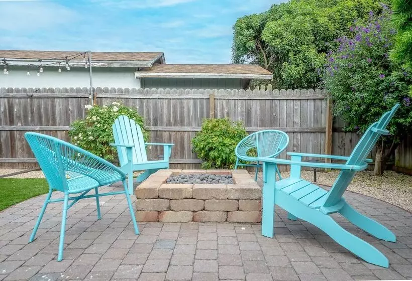 Charming 2 Bdr Seaside Cottage 5 Min To Beach!