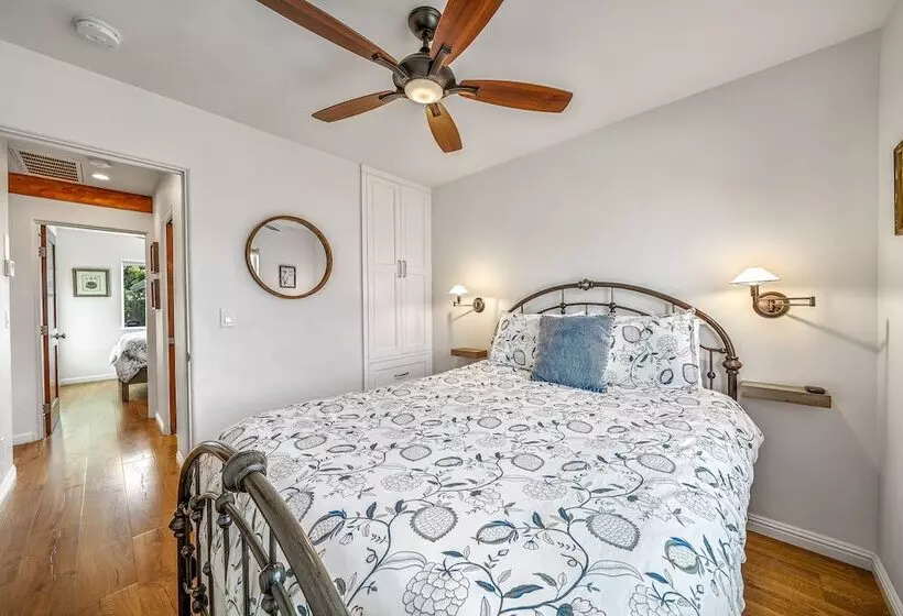 Charming 2 Bdr Seaside Cottage 5 Min To Beach!