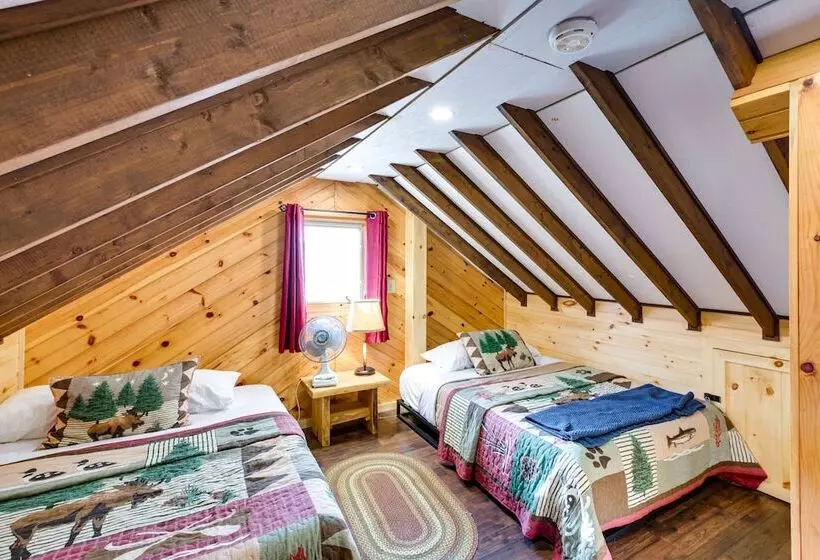 Cozy Chemo Pond Cabin W/ Dock & Waterfront Views