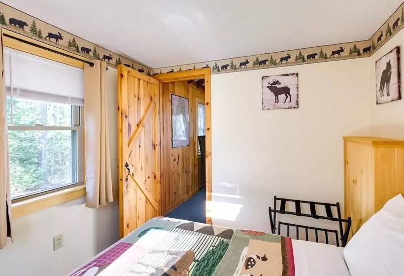 Cozy Chemo Pond Cabin W/ Dock & Waterfront Views