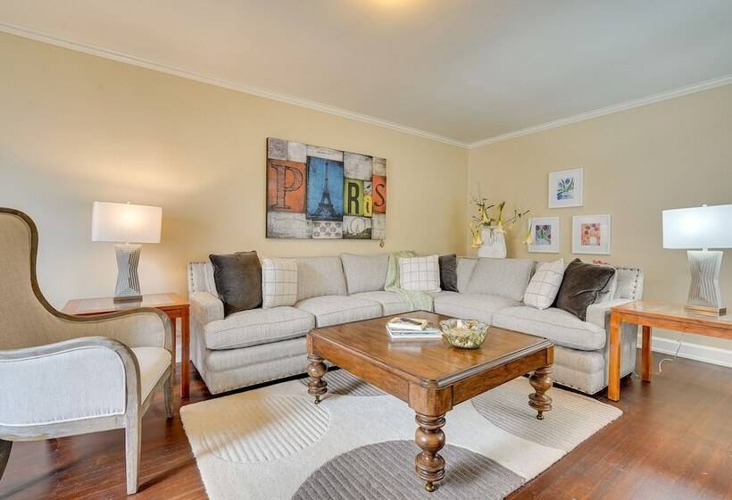 Cozy Zanesville Home ~ 9 Mi To Dillon State Park!