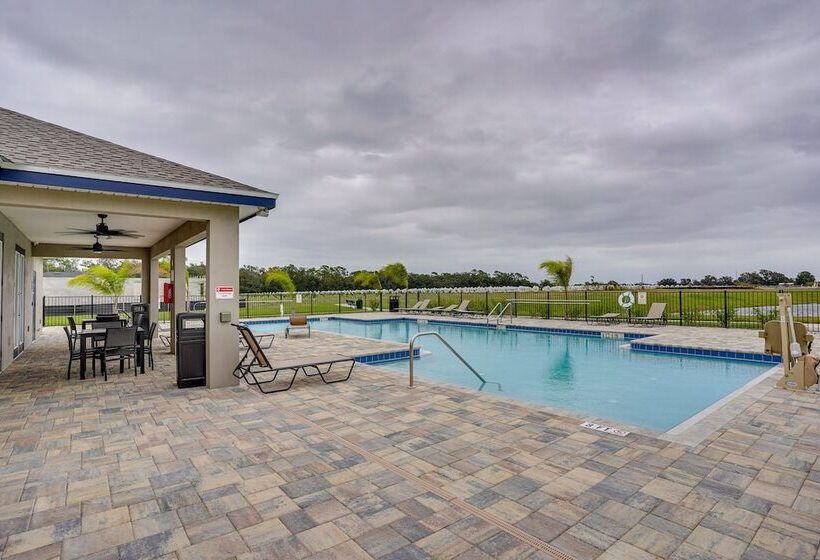 Family Friendly Eagle Lake Home, 7 Mi To Legoland!