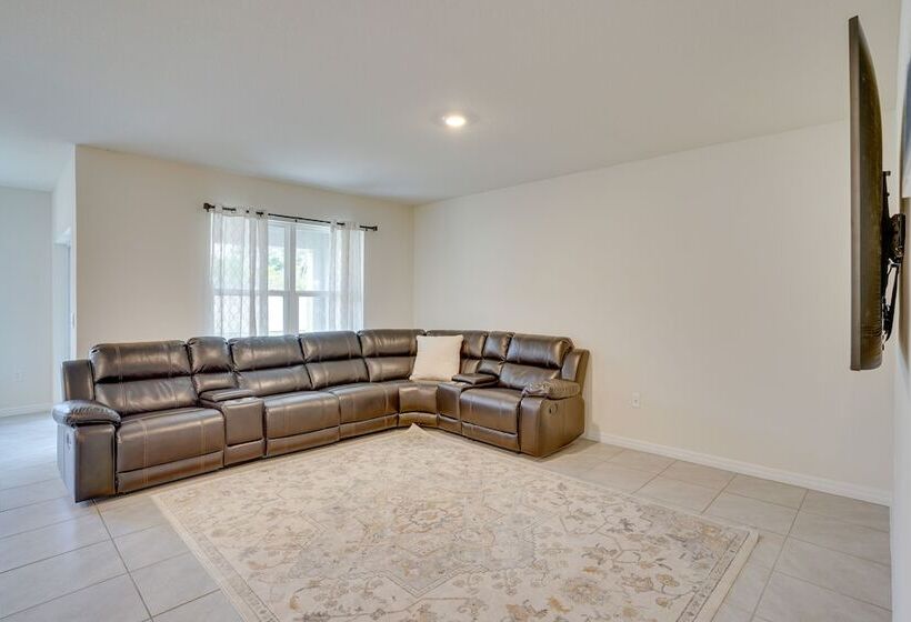 Family Friendly Eagle Lake Home, 7 Mi To Legoland!