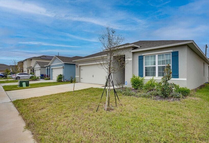 Family Friendly Eagle Lake Home, 7 Mi To Legoland!
