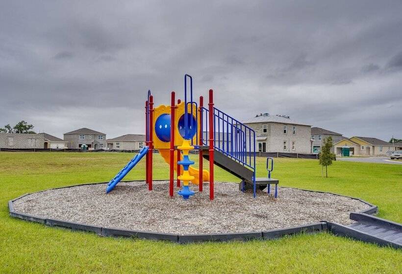 Family Friendly Eagle Lake Home, 7 Mi To Legoland!