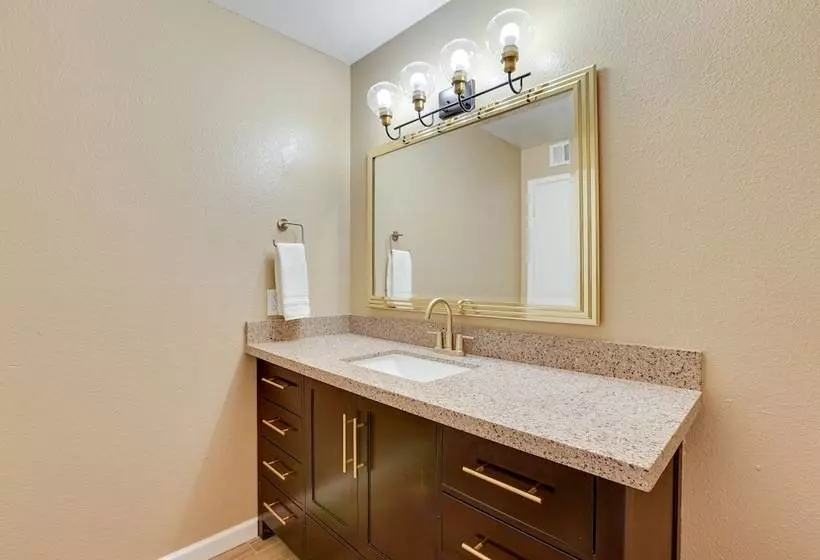 Glendale Oasis W/ Private Pool, Patio & Fireplace!
