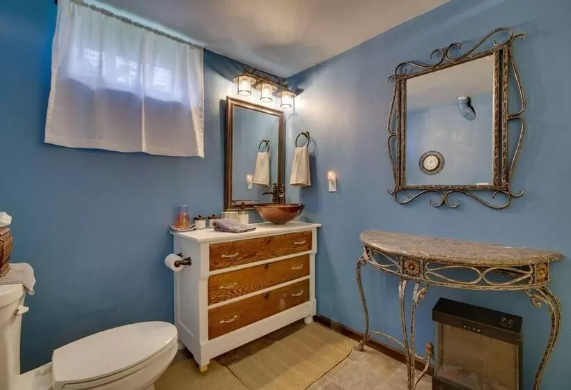 Harmony Home W/ Fire Pit: 5 Mi To Niagara Cave!