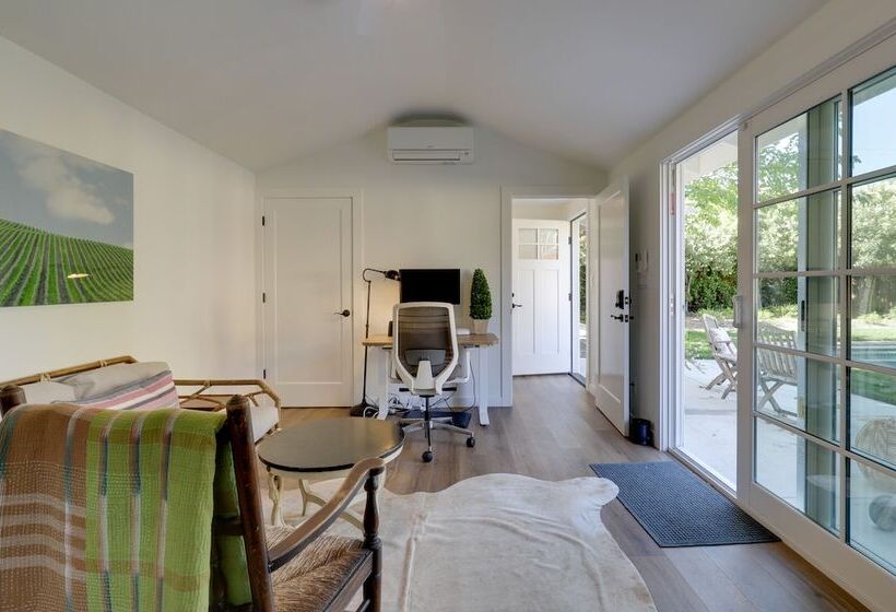 Heavenly Sonoma Country Home: Garden, Pool & Spa!