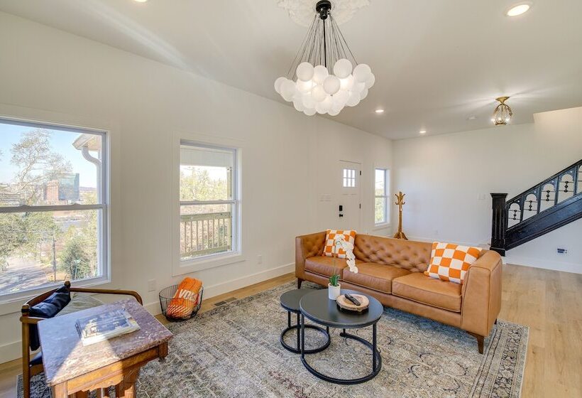 Hilltop Tennessee Retreat: Neyland Stadium Views!