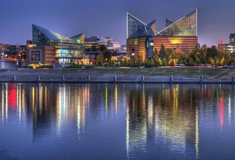 ホテル Cloudland At Mclemore Resort Lookout Mountain, Curio By Hilton