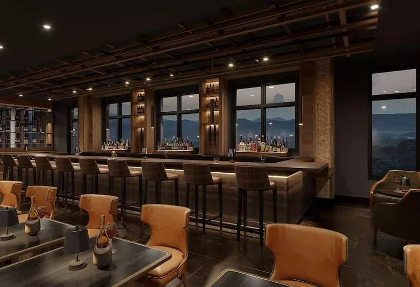 Hotelli Cloudland At Mclemore Resort Lookout Mountain, Curio By Hilton