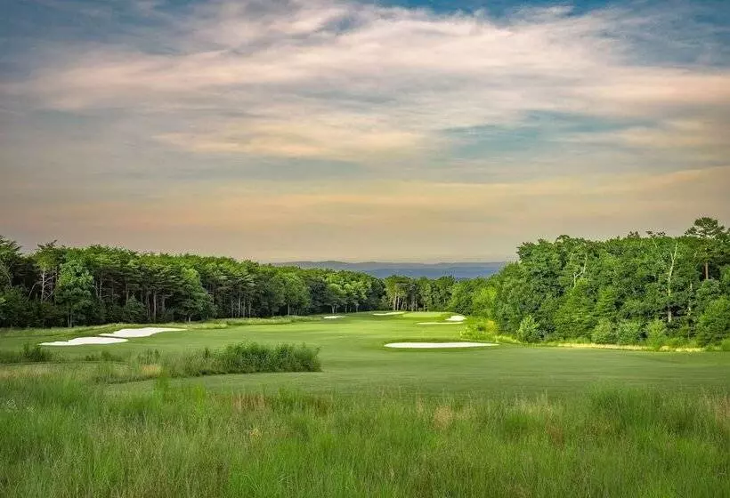 Hotelli Cloudland At Mclemore Resort Lookout Mountain, Curio By Hilton