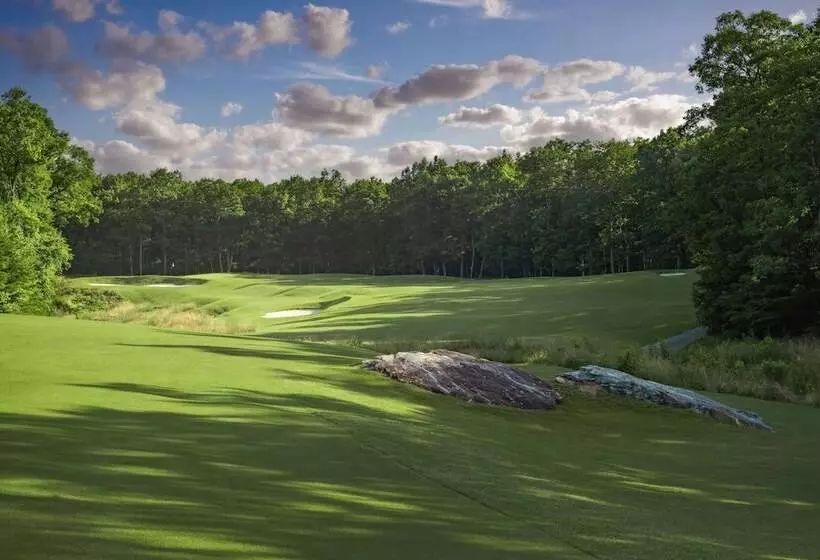 Hotelli Cloudland At Mclemore Resort Lookout Mountain, Curio By Hilton