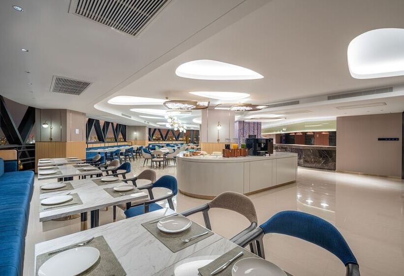 בית מלון כפרי Hilton Garden Inn Nantong Haohe Scenic Area