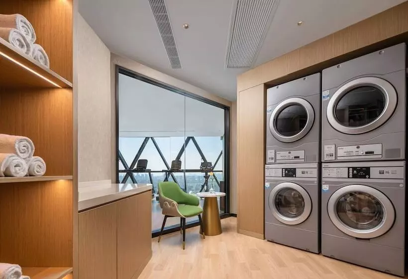 هتل Hilton Garden Inn Nantong Haohe Scenic Area