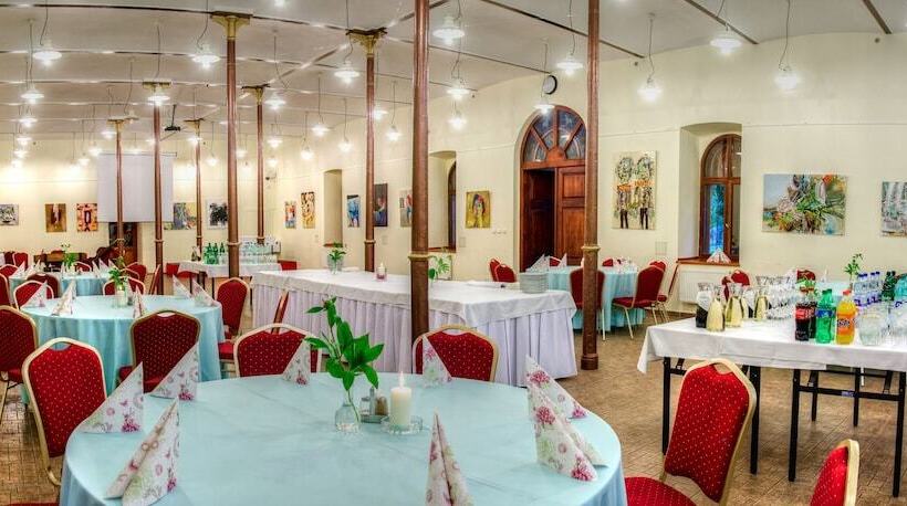 Szálloda Kaštieľ Mojmírovce